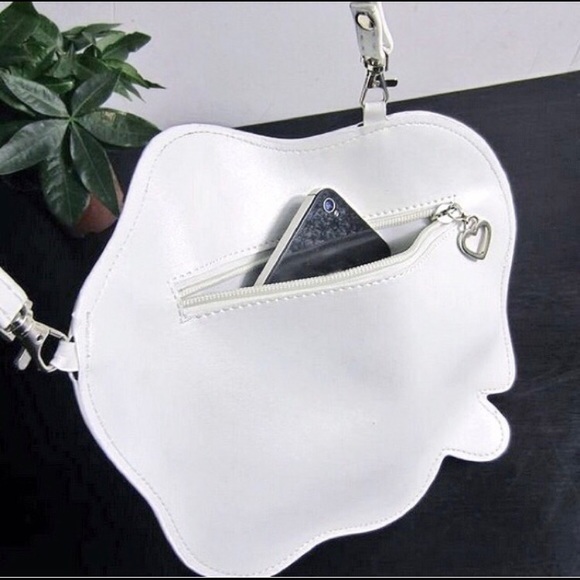 Sunny Side Up Egg Bag - Picture 3 of 3